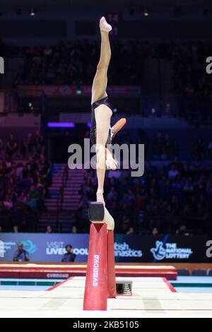 Liverpool, Regno Unito. 03rd Nov 2022. Liverpool, Inghilterra, novembre 3rd 2022 Naomi Visser (NED) compete sul Balance Beam durante la finale femminile al FIG World Gymnastics Championships alla M&S Bank Arena di Liverpool, Inghilterra Dan o' Connor (Dan o' Connor/SPP) Credit: SPP Sport Press Photo. /Alamy Live News Foto Stock