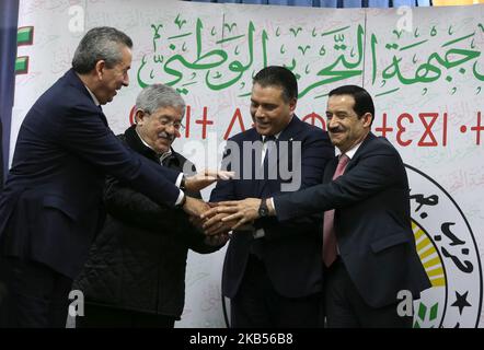 Alleanza presidenziale FLN, Mouad Bouchareb, Segretario Generale del Rally democratico Nazionale (RND), Ahmed Ouyahia, Presidente del movimento popolare algerino (MPA), Amara Benyoyes, E il presidente di Tadjamoue Amel El Djazair (TAJ), Amar Ghoul si è riunito alla sede del partito del fronte di Liberazione Nazionale (FLN) ad Algeri, in Algeria il 2 febbraio 2019 ha annunciato che il presidente della Repubblica, Abdelaziz Bouteflika, sarà loro candidato alle elezioni presidenziali del 18 aprile. (Foto di Billal Bensalem/NurPhoto) Foto Stock