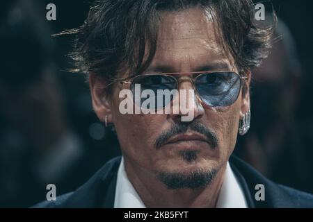 Johnny Depp cammina sul tappeto rosso davanti alla proiezione ''Waiting for the Barbarians'' durante il 76th° Festival del Cinema di Venezia alla Sala Grande, il 06 settembre 2019 a Venezia. (Foto di Luca Carlino/NurPhoto) Foto Stock