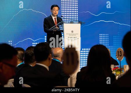 Hong Kong, Cina. 02nd Nov 2022. John Lee Ka-chiu, Chief Executive di Hong Kong, interviene durante il Global Financial Leaders Investment Summit di Hong Kong. Credit: SOPA Images Limited/Alamy Live News Foto Stock