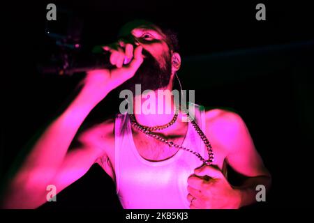 Cantanti e chitarrista britannico The S.L.P. (Vero nome Sergio Pizzorno) suona dal vivo alla Earth Hackney di Londra, il 9 settembre 2019. La S.L.P. è il progetto solista del chitarrista e compositore Kasabian Sergio Pizzorno. (Foto di Alberto Pezzali/NurPhoto) Foto Stock