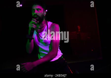 Cantanti e chitarrista britannico The S.L.P. (Vero nome Sergio Pizzorno) suona dal vivo alla Earth Hackney di Londra, il 9 settembre 2019. La S.L.P. è il progetto solista del chitarrista e compositore Kasabian Sergio Pizzorno. (Foto di Alberto Pezzali/NurPhoto) Foto Stock