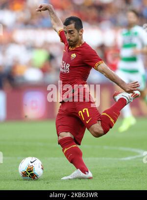 Henrikh Mkhitaryan di Roma durante la Serie A match AS Roma contro US Sassuolo allo Stadio Olimpico di Roma il 15 settembre 2019 (Photo by Matteo Ciambelli/NurPhoto) Foto Stock