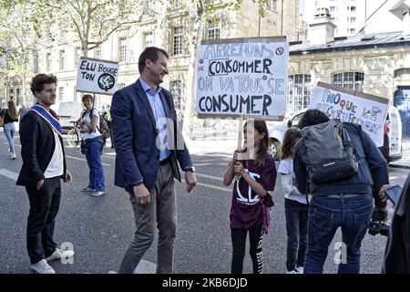 Europa Ecologie Les Verts (EELV) membro del parlamento europeo Yannick Jadot partecipa a una protesta durante lo sciopero globale sul clima del 20 settembre 2019 a Parigi, Francia. (Foto di Daniel Pier/NurPhoto) Foto Stock