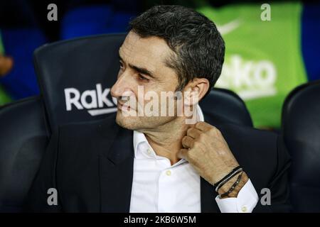 Ernesto Valverde dalla Spagna del FC Barcelona durante la partita la Liga tra FC Barcelona e Vilareal nello stadio Camp Nou a Barcellona 24 settembre 2019, Spagna. (Foto di Xavier Bonilla/NurPhoto) Foto Stock
