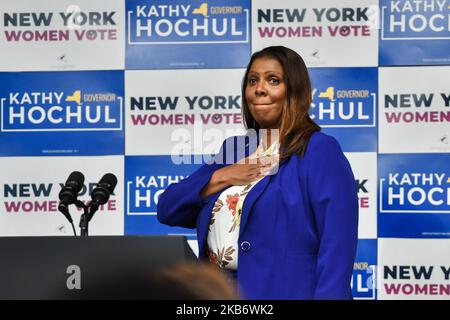 New York, Stati Uniti. 03rd Nov 2022. Letitia James, Procuratore Generale di New York, interviene in occasione di un evento con il Vice Presidente Kamala Harris e il Governatore Kathy Hochul al Barnard College di New York il 3 novembre 2022. Foto di Anthony Behar/UPI Credit: UPI/Alamy Live News Foto Stock