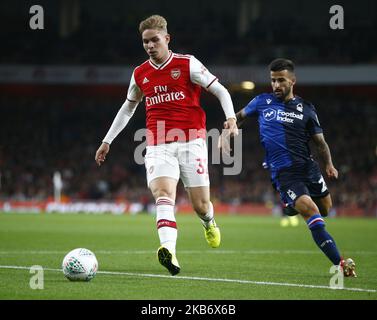 Emile Smith Rowe dell'Arsenal in azione durante il terzo round della Carabao Cup tra l'Arsenal e la Foresta di Nottingham allo stadio Emirates , Londra, Inghilterra il 24 settembre 2019. (Foto di Action Foto Sport/NurPhoto) Foto Stock