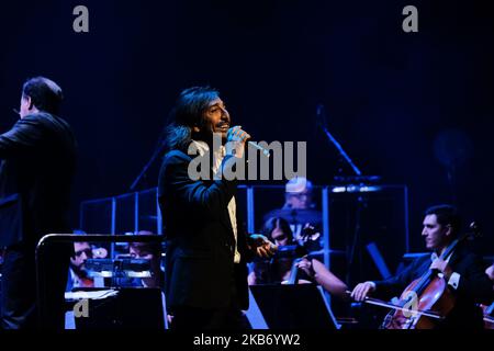 Antonio Carmona performs during The Show 'Unicos' Flamenco Singers And Tango Singers at the Teatro Real on 24 September 2019 in Madrid, Spain. ''Unicos'' show in which Spanish flamenco singers Antonio Carmona and Miguel Poveda together with two of the most prestigious tango singers, Argentines Ariel Ardit and Guillermo Fernandez in this repertoire. (Photo by Antonio Navia/NurPhoto) Stock Photo