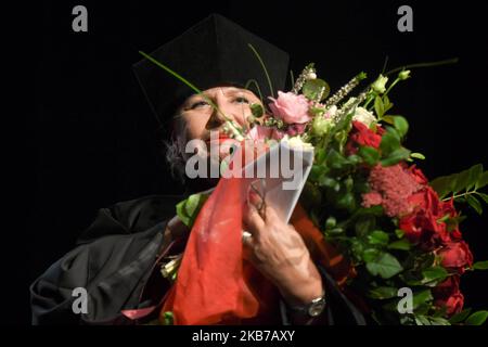 Krystyna Janda visto durante l'inaugurazione del 74th dell'anno accademico 2019/20, nella Scuola superiore di Stato del Teatro, a Cracovia. L'Accademia di Arti teatrali di Cracovia ha conferito per la prima volta un Dottorato Honoris causa a Krystyna Janda, un'attrice polacca di grande rilievo, fondatore e direttore artistico del Teatro Polonia e del Teatro Och di Varsavia. Lunedì 30 settembre 2019 a Cracovia, Polonia. (Foto di Artur Widak/NurPhoto) Foto Stock