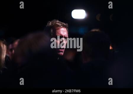 Hugh Laurie partecipa al Personal History of David Copperfield European Premiere & Opening Night Gala durante il BFI London Film Festival 63rd all'Odeon Luxe Leicester Square il 02 ottobre 2019 a Londra, Inghilterra. (Foto di Alberto Pezzali/NurPhoto) Foto Stock