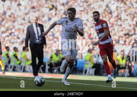 Fede Valverde del Real Madrid durante la Liga partita tra il Real Madrid e Granada CF allo stadio Santiago Bernabeu di Madrid, Spagna. Ottobre 05, 2019. (Foto di A. Ware/NurPhoto) Foto Stock