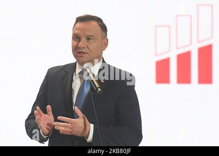 Andrzej Duda, Presidente della Polonia, interviene durante la cerimonia di premiazione Business Prizes il primo giorno del Forum economico del Congresso 590, nell'Arena Exhibition and Congress Centre G2A di Jasionka, vicino a Rzeszow. Lunedì 7 ottobre 2019 a Jasionka, Rzeszow, Polonia. (Foto di Artur Widak/NurPhoto) Foto Stock