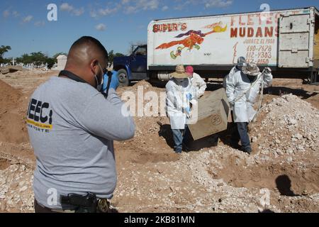 Inhumation of 156 bodies that were not claimed in Ciudad Juarez, Chihuahua state, Mexico, on October 9, 2019, 79 died from violent acts and 77 from natural causes and accidents, was buried a woman of Cuban origin who arrived in the city with migrant caravans that entered the country recently. Inhumation of 156 bodies that were not claimed in Ciudad Juarez, Chihuahua state, Mexico, on October 9, 2019, 79 died from violent acts and 77 from natural causes and accidents, was buried a woman of Cuban origin who arrived in the city with migrant caravans that entered the country recently. (Photo by Da Stock Photo