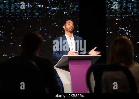 Matias Tombolini, ha tenuto il suo discorso durante il dibattito della Città di Buenos Aires, a Buenos Aires, Argentina, il 10 ottobre 2019. (Foto di Manuel Cortina/NurPhoto) Foto Stock