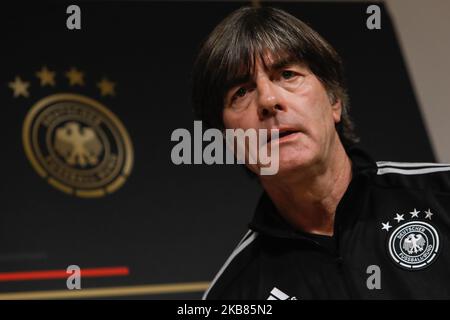 TALLINN, ESTONIA - 12 OTTOBRE: Allenatore capo della Germania Joachim Low durante una conferenza stampa in vista della partita di qualificazione UEFA euro 2020 tra Estonia e Germania il 12 ottobre 2019 presso Una le Coq Arena di Tallinn, Estonia. (Foto di Mike Kireev/NurPhoto) Foto Stock