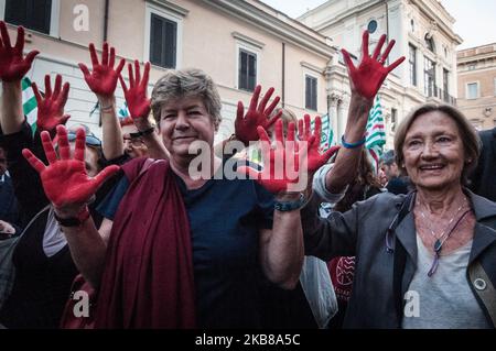 Susanna Camusso, durante la dimostrazione a Roma in Piazza Sant'Apostoli da parte dei sindacati Cgil Cisl e Uil per 'esprimere la loro profonda preoccupazione per il bombardamento della popolazione curda nella Siria settentrionale e l'ingresso delle truppe turche in Siria contro il popolo curdo il 14 ottobre, 2019 a Roma, Italia. (Foto di Andrea Ronchini/NurPhoto) Foto Stock