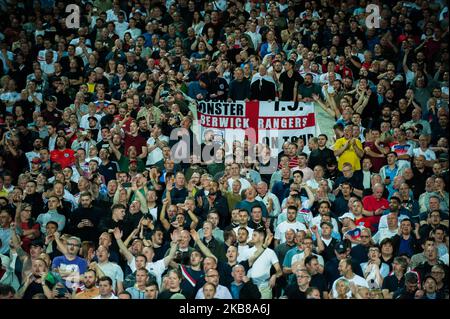 Tifosi d'Inghilterra, durante le Qualifiche UEFA EURO 2020 Bulgaria / Inghilterra allo Stadio Nazionale Vasil Levski, Sofia, Bulgaria il 14 ottobre 2019 (Photo by Hristo Rusev/NurPhoto) Foto Stock