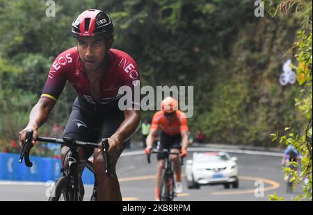 Jhonatan Narvaez dell'Ecuador e del Team INEOS, visto negli ultimi 250m della quarta tappa, 161,4km° Nanning a Nongla, della 3rd° edizione del Cycling Tour de Guangxi 2019, . Domenica 20 ottobre 2019, a Nongla, Regione del Guangxi, Cina. (Foto di Artur Widak/NurPhoto) Foto Stock