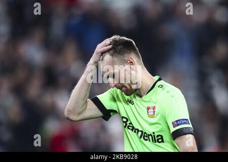 Il portiere di Bayer Leverkusen Lukas Hradecky (1) mostra la deiezione durante la partita di calcio n° 2 DELLA UEFA Champions League, IL 01 ottobre 2019 allo stadio Allianz di Torino, Piemonte, Italia. Risultato finale: Juventus-Bayer Leverkusen 3-0. (Foto di Matteo Bottanelli/NurPhoto) Foto Stock