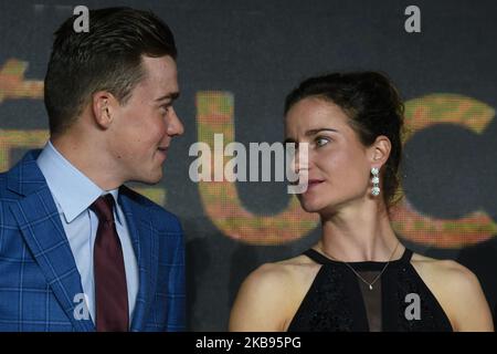 Mads Pedersen (Danimarca/Team Trek–Segafredo) e Marianne Vos (Olanda/Team CCC Liv), visti durante il Gala ciclistico UCI 5th a Guilin. Martedì 22 ottobre 2019, a Guilin, nella regione di Guangxi, Cina. (Foto di Artur Widak/NurPhoto) Foto Stock