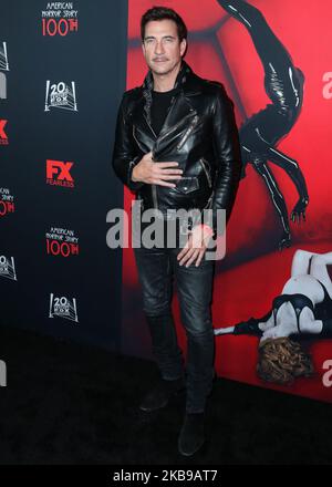 HOLLYWOOD, LOS ANGELES, CALIFORNIA, USA - 26 OTTOBRE: L'attore Dylan McDermott arriva alla "American Horror Story" 100th Episode Celebration di FX, che si terrà presso l'Hollywood Forever Cemetery il 26 ottobre 2019 a Hollywood, Los Angeles, California, Stati Uniti. (Foto di Xavier Collin/Image Press Agency/NurPhoto) Foto Stock