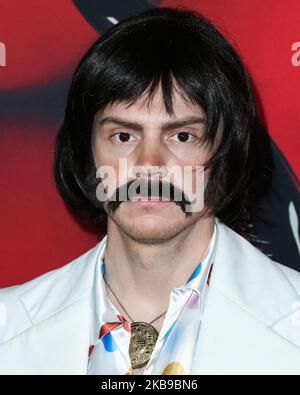 HOLLYWOOD, LOS ANGELES, CALIFORNIA, USA - 26 OTTOBRE: Evan Peters arriva alla "American Horror Story" 100th Episode Celebration di FX, che si terrà presso l'Hollywood Forever Cemetery il 26 ottobre 2019 a Hollywood, Los Angeles, California, Stati Uniti. (Foto di Xavier Collin/Image Press Agency/NurPhoto) Foto Stock