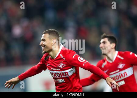 Jordan Larsson (L) del FC Spartak Moscow celebra il suo obiettivo durante la partita della Russian Football League tra il FC Lokomotiv Moscow e il FC Spartak Moscow alla RZD Arena il 27 ottobre 2019 a Mosca, Russia. (Foto di Igor Russak/NurPhoto) Foto Stock