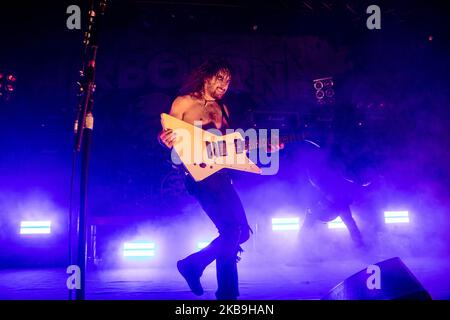 Joel o'Keeffe della band hard rock australiana Airbourne suona ad Alcatraz il 29 ottobre 2019 a Milano. (Foto di Mairo Cinquetti/NurPhoto) Foto Stock