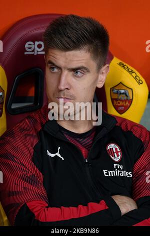 Krzysztof Piatek dell'AC Milan durante la Serie Un match tra AS Roma e AC Milan allo Stadio Olimpico di Roma il 27 ottobre 2019. (Foto di Giuseppe Maffia/NurPhoto) Foto Stock