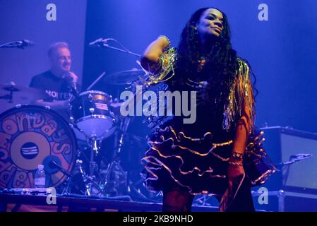 La band rock britannica Happy Mondays si esibirà dal vivo al Roundhouse, il 31 ottobre 2019 a Londra, in Inghilterra. (Foto di Alberto Pezzali/NurPhoto) Foto Stock