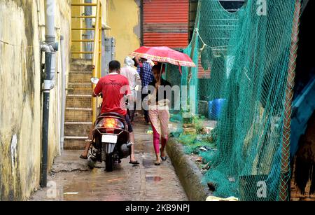 Mumbai, India. 01 novembre 2019. Precipitazioni brusche il 01 novembre 2019 a Mumbai. (Foto di Azhar Khan/NurPhoto) Foto Stock