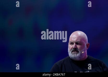 Amazons CTO Werner Vogels interviene durante la conferenza annuale sulla tecnologia del Web Summit che si terrà a Lisbona, in Portogallo, il 6 novembre 2019. (Foto di Pedro FiÃºza/NurPhoto) Foto Stock