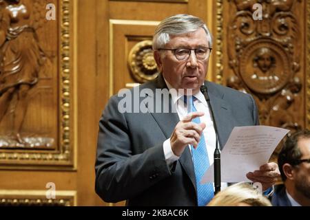 Il Senatore Fouche Alain partecipa ad una sessione di interrogazioni al governo al Senato il 06 ottobre 2019 a Parigi, Francia. (Foto di Daniel Pier/NurPhoto) Foto Stock