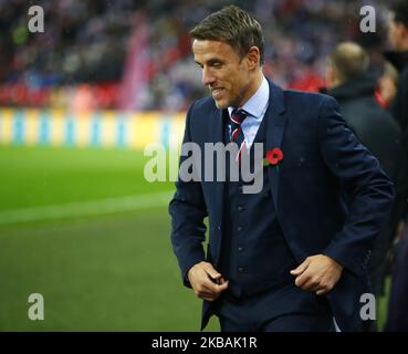Phil Neville manager di Inghilterra Donne durante le donne internazionali amichevole tra Inghilterra Donne e Germania Donne allo stadio di Wembley a Londra, Inghilterra il 09 novembre 2019 Credit Action Foto Sport (Photo by Action Foto Sport/NurPhoto) Foto Stock