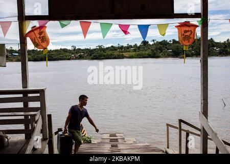 Maripasoula, Francia, 29 giugno 2019. Un supermercato cinese sul lato Suriname del fiume Maroni di fronte alla città di Maripasoula. (Foto di Emeric Fohlen/NurPhoto) Foto Stock