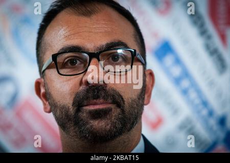 Conferenza stampa alla stampa estera di Lorenzo Fioramonti Ministro dell'Istruzione, Università e Ricerca, per parlare di scuola, ambiente e Governo il 12 novembre 2019 a Roma (Foto di Andrea Ronchini/NurPhoto) Foto Stock