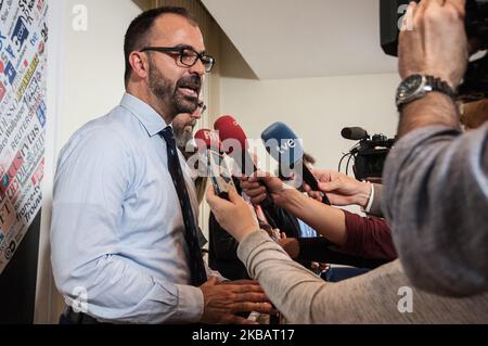 Conferenza stampa alla stampa estera di Lorenzo Fioramonti Ministro dell'Istruzione, Università e Ricerca, per parlare di scuola, ambiente e Governo il 12 novembre 2019 a Roma (Foto di Andrea Ronchini/NurPhoto) Foto Stock