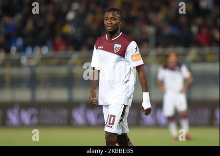 Lamin Jallow di US Salernitana durante la partita di Serie B tra Juve Stabia e Salernitana allo Stadio Romeo menti Castellammare di Stabia Italia il 23 novembre 2019. (Foto di Franco Romano/NurPhoto) Foto Stock