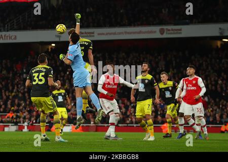 Alex McCarthy, portiere di Southampton, è un calciatore di tutto il resto durante la Premier League inglese tra Arsenal e Southampton allo stadio Emirates , Londra, Inghilterra, il 23 novembre 2019. (Foto di Action Foto Sport/NurPhoto) Foto Stock