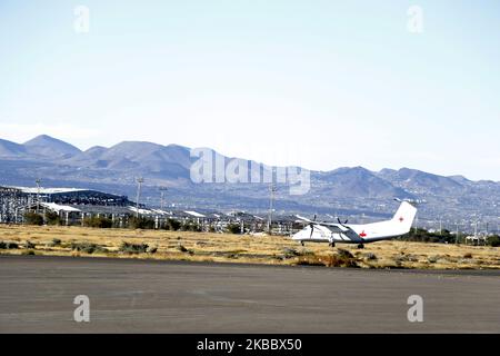 A plane of the ICRC lands the Sana'a International Airport carrying Houthi detainees after they had been released by the Saudi-led coalition, on November 28, 2019. Some 128 Houthi detainees arrived the Yemeni capital of Sanaa on Thursday after they had been released by the Saudi-led coalition, as efforts to end the five-year conflict gain momentum. (Photo by Mohammed Hamoud/NurPhoto) Stock Photo