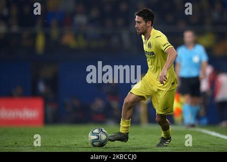 Moi Gomez di Villarreal controlla la palla durante la partita Liga tra Villarreal CF e Club Atletico de Madrid all'Estadio de la Ceramica il 6 dicembre 2019 a Villareal, Spagna. (Foto di Jose Breton/Pics Action/NurPhoto) Foto Stock