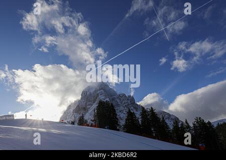 Pista di Saslong durante la Coppa del mondo di Sci allenamento in discesa a Saslong il 18 dicembre 2019 a Santa Cristina, Italia. (Foto di Emmanuele Ciancaglini/NurPhoto) Foto Stock