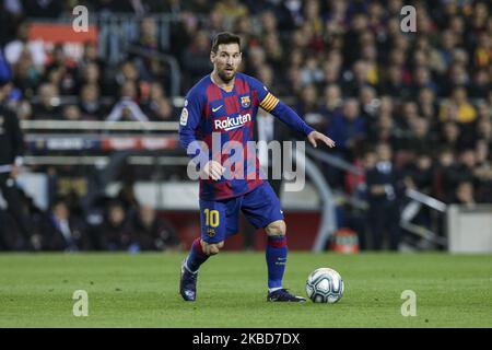 10 Lionel messi dall'Argentina del FC Barcelona durante la partita della Liga tra il FC Barcelona e il Real Madrid a Camp Nou il 18 dicembre 2019 a Barcellona, Spagna. (Foto di Xavier Bonilla/NurPhoto) Foto Stock