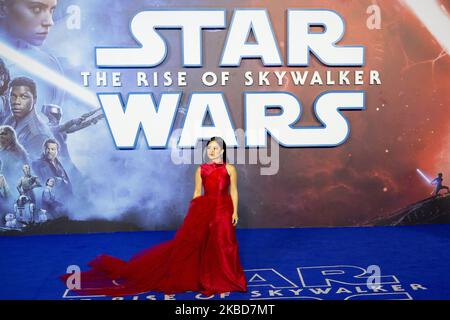 Kelly Marie Tran partecipa a ''Star Wars: The Rise of Skywalker'' European Premiere a Cineworld Leicester Square il 18 dicembre 2019 a Londra (Foto di Robin Pope/NurPhoto) Foto Stock