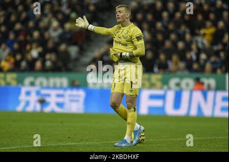 Jordan Pickford (1) di Everton durante la partita della Premier League tra Newcastle United ed Everton al St. James's Park, Newcastle, sabato 28th dicembre 2019. (Foto di IAM Burn/MI News/NurPhoto) Foto Stock