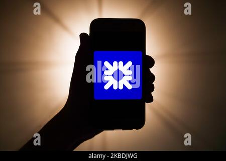 Il logo Royal Bank of Scotland viene visualizzato sullo schermo di un telefono in questa foto di illustrazione scattata a Cracovia il 26 dicembre 2019. (Foto di Jakub Porzycki/NurPhoto) Foto Stock