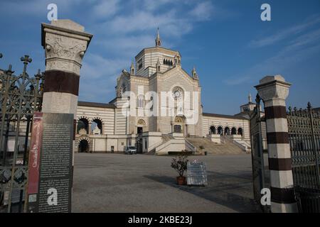 Veduta generale del Cimitero Monumentale, a Milano, Italia, il 07 2020 gennaio. Il Cimitero Monumentale è uno dei due più grandi cimiteri di Milano, l'altro è il Cimitero maggiore. E' nota per l'abbondanza di tombe artistiche e monumenti. Molte delle tombe appartengono a importanti dinastie industriali, e sono state progettate da artisti come Adolfo Wildt, Gi ponti, Arturo Martini, Agenore Fabbri, Lucio Fontana, Medardo Rosso, Giacomo Manz, Floriano Bodini e Gi Pomodoro. (Foto di Mairo Cinquetti/NurPhoto) Foto Stock