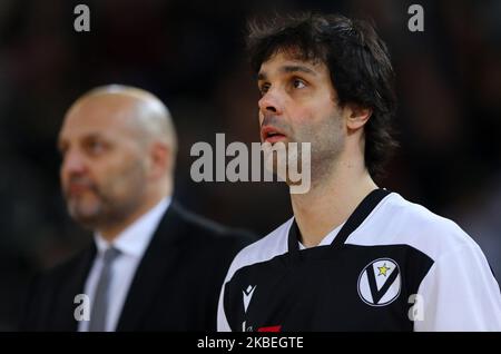 Allenatore di testa bolognese Aleksandar Djordjevic con Milos Teodosic durante la LBA Serie A match Virtus Roma contro Segafredo Virtus Bologna al Palazzetto dello Sport di Roma il 12 gennaio 2020 (Foto di Matteo Ciambelli/NurPhoto) Foto Stock