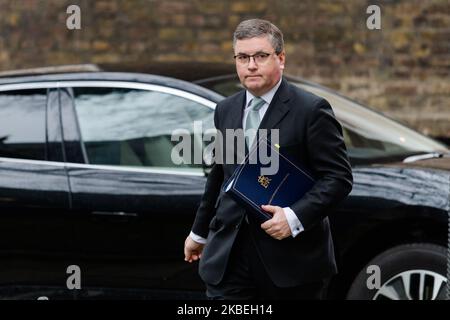 Lord Chancellor e Secretary of state for Justice Robert Buckland arriva a Downing Street nel centro di Londra per partecipare a una riunione del Gabinetto il 14 gennaio 2020 a Londra, Inghilterra. (Foto di Wiktor Szymanowicz/NurPhoto) Foto Stock