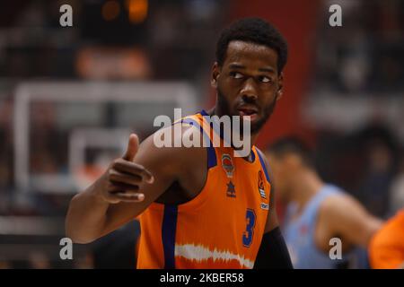 Jordan Loyd of Valencia Basket Gestures durante la partita di pallacanestro Eurolega tra Zenit St Petersburg e Valencia Basket il 17 gennaio 2020 alla Sibur Arena di San Pietroburgo, Russia. (Foto di Mike Kireev/NurPhoto) Foto Stock